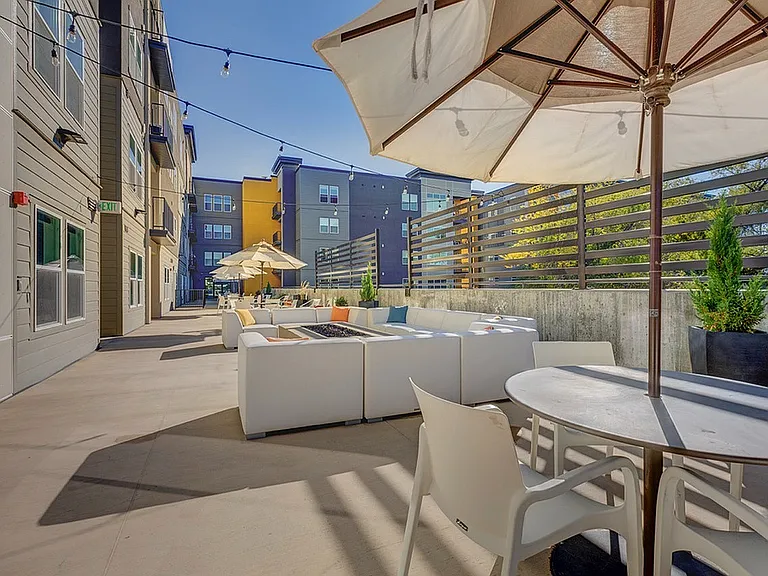 Outdoor Lounge