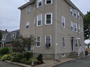 159 Francis Ave, Pawtucket, RI 02860