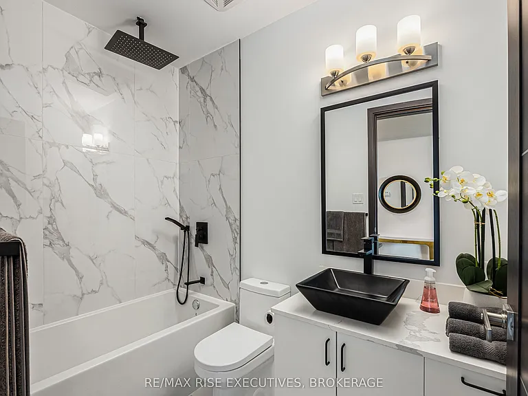 150 Marketplace Ave #806 — Photo 18