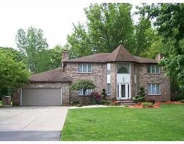 2508 Cayuga St photo 1