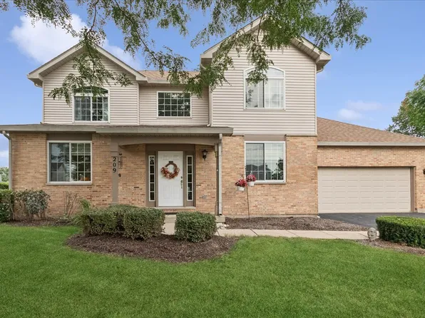 209 Magnolia Dr, North Aurora, IL 60542