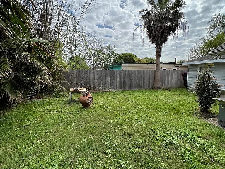 122 Albacore Ave — Photo 7