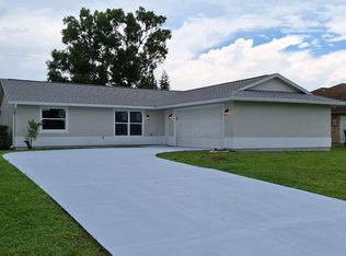 2723 SE Fall St, Port Saint Lucie, FL 34984