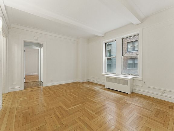 2nd image of 115 E 89th St APT 3D