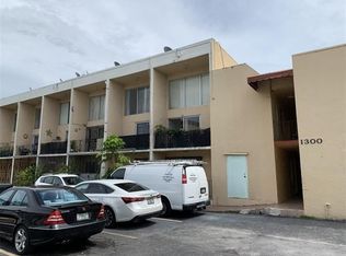 1300 W 47th Pl APT 102, Hialeah, FL 33012