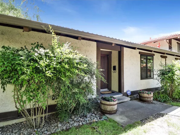 1515 Camino Peral APT C, Moraga, CA 94556