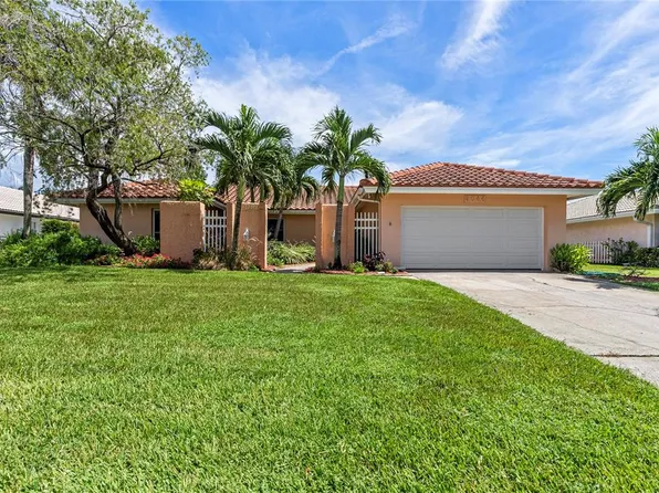 2044 Montana Ave NE, Saint Petersburg, FL 33703