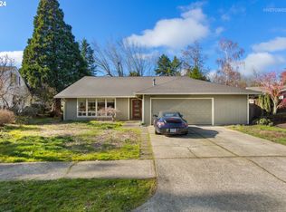 2825 NW Eastway Ct, Beaverton, OR