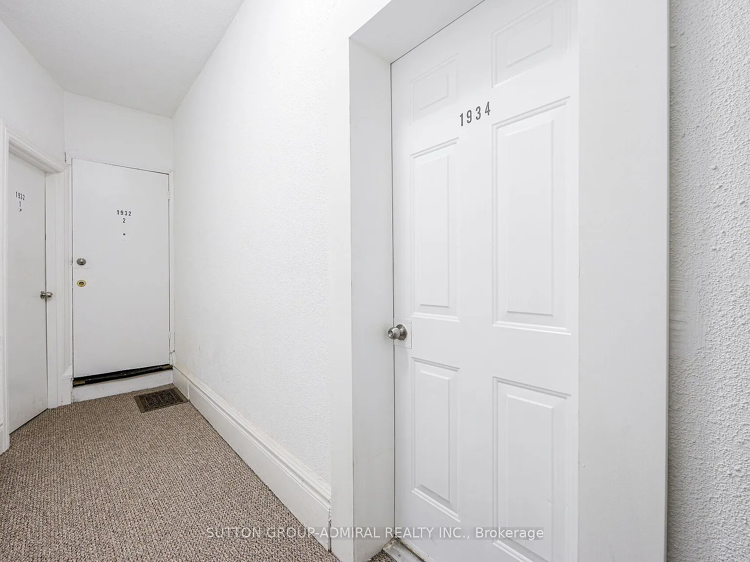 2 bed, $2,350 — Photo 2