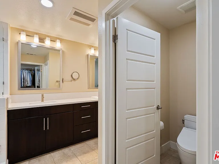 2780 N Wright Ln — Photo 22