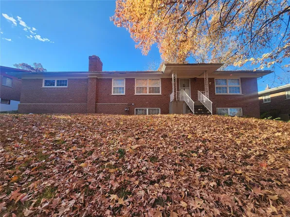 7712 Nacomis Dr, Saint Louis, MO 63121