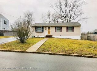 16 Mallard Rd, Bayville, NJ 08721