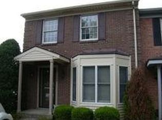 120 Gardiner Lake Rd, Louisville, KY 40205
