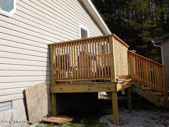 3rd image of 189 Pine Valley Dr