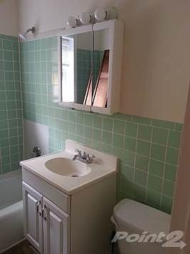 Bathroom, with Tub