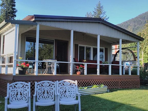 2nd image of 302 School Rd #8