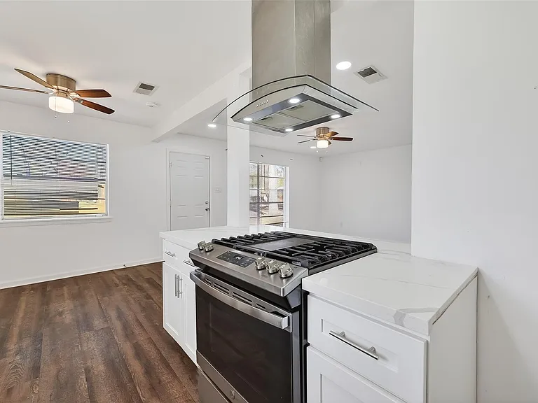23567 Pine Forest Dr — Photo 16