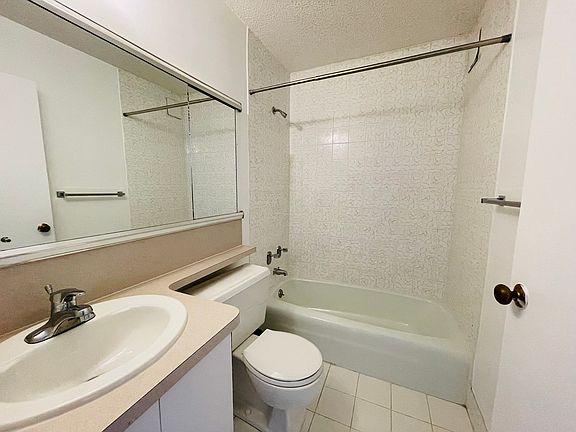 5th image of 301 E 79th St APT 12R