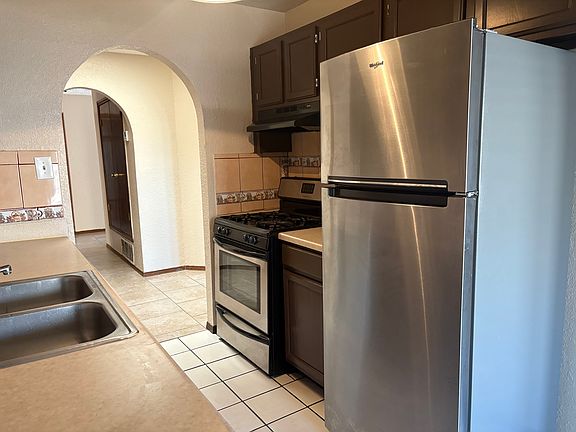 5th image of 4645 Gabriel Dr