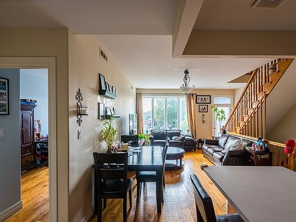 3rd image of 2555 W 15th St #2C3