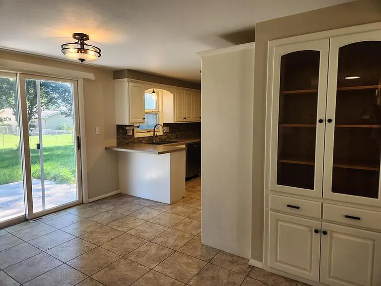 1508 Apache Ave — Photo 4