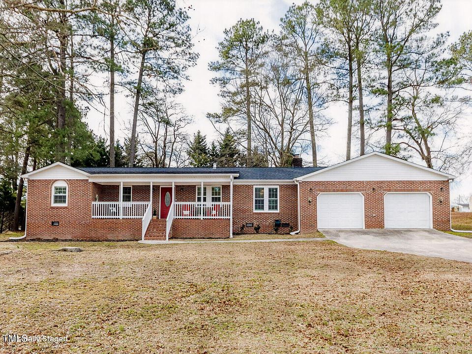 1st image of 4704 Upchurch Ln