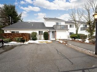 783 Williamsburg Cir, Warwick, RI 02886