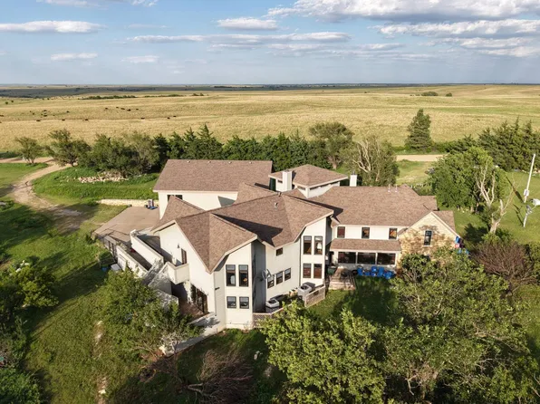 1622 N 230th Rd, Lincoln, KS 67455