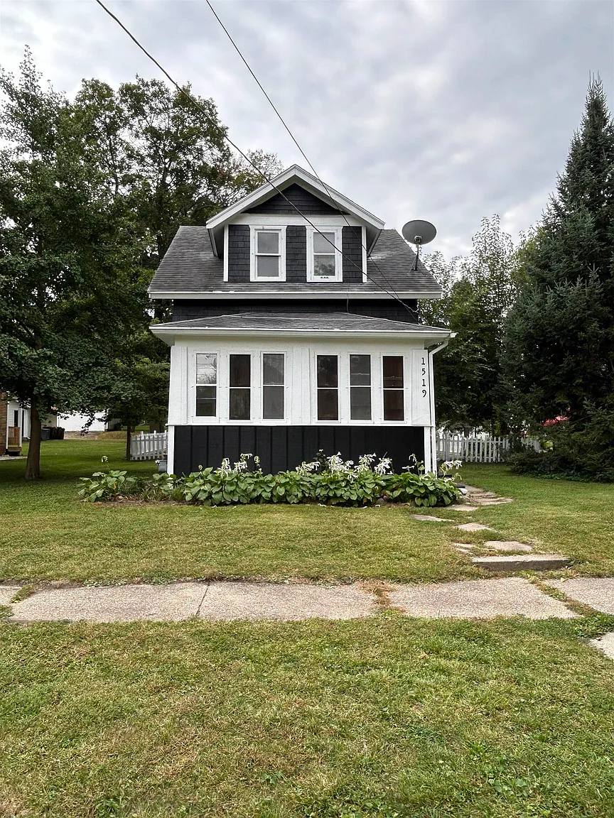 1519 Jackson St photo 1
