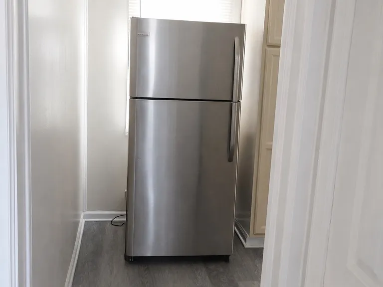 6921 E 4th Ave — Photo 5