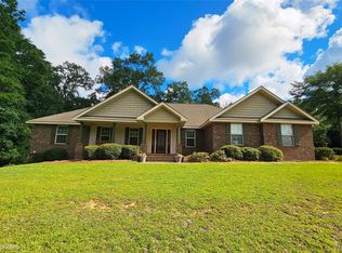 569 Horseshoe Bend Dr, Ozark, AL 36360