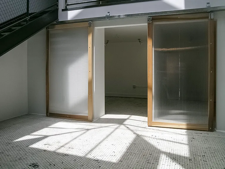 410 N Craig St #I — Photo 6