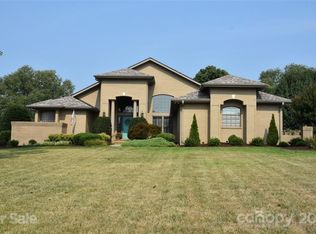 3623 Bermuda Dr NE, Conover, NC 28613