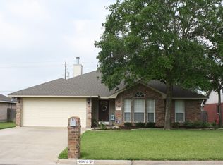 4602 Winchester Dr, Bryan, TX 77802