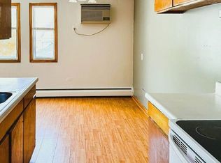 3055 Virginia Ave S #2, Minneapolis, MN 55426