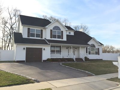 15 Quintyne Dr, Amityville, NY, 11701