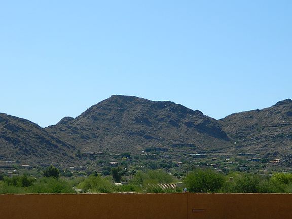 4th image of 8136 N Mohave Cir