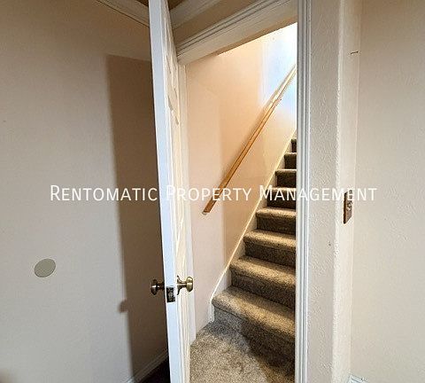 5th image of 4935 S Marianna Dr