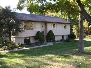 28 Weather Oak Hill Rd #28A, New Windsor, NY 12553