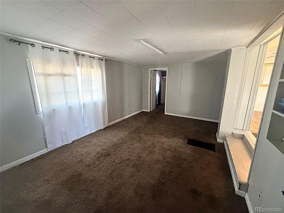 5th image of 409 Cherry Street