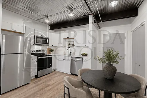 160 Southern Ave Photo 1