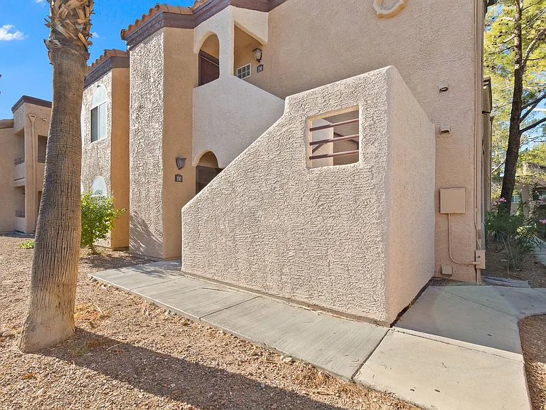9325 W Desert Inn Rd #190 — Photo 20