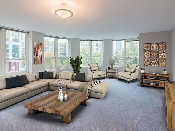 2nd image of 345 N La Salle Dr APT 301