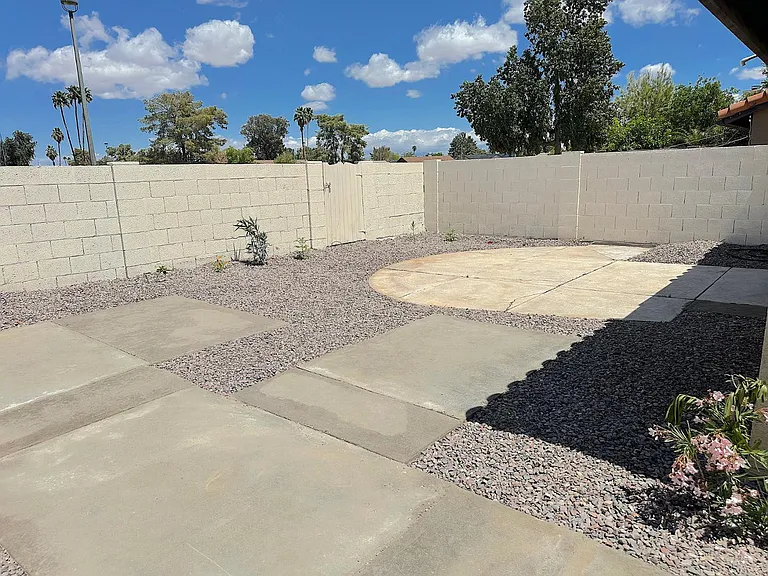 2208 E Farmdale Ave — Photo 30