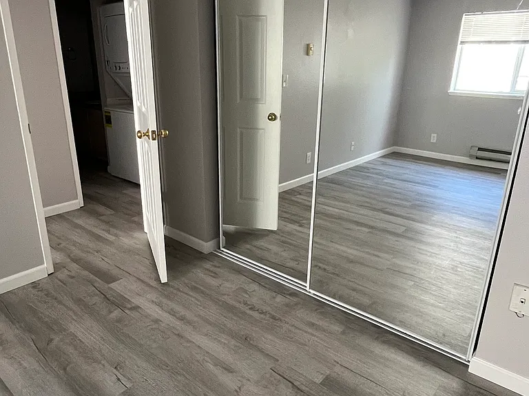 12327 Roosevelt Way NE #D302 — Photo 2