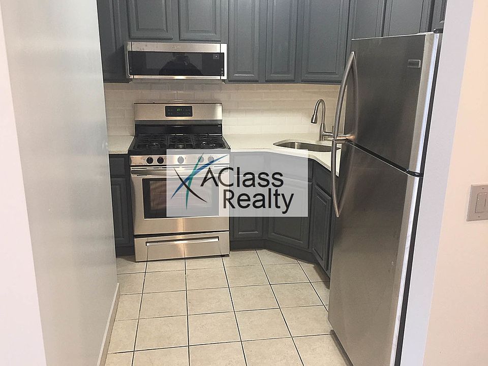 1st image of 23-29 Steinway Ave