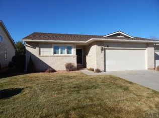 53 Sovereign Cir APT B, Pueblo, CO 81005