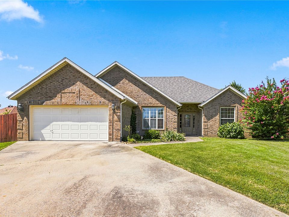 1st image of 1101 Shiraz Dr
