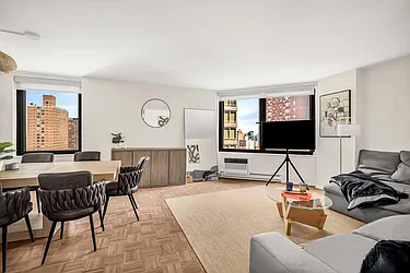 1623 Third Avenue #18D image 1 of 6