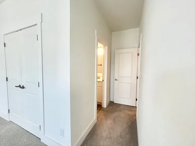 107 Date Palm Ln — Photo 13